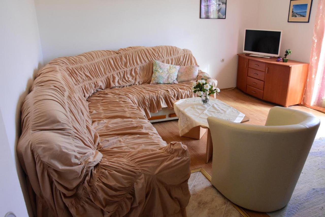 Apartments Zana Vir Εξωτερικό φωτογραφία