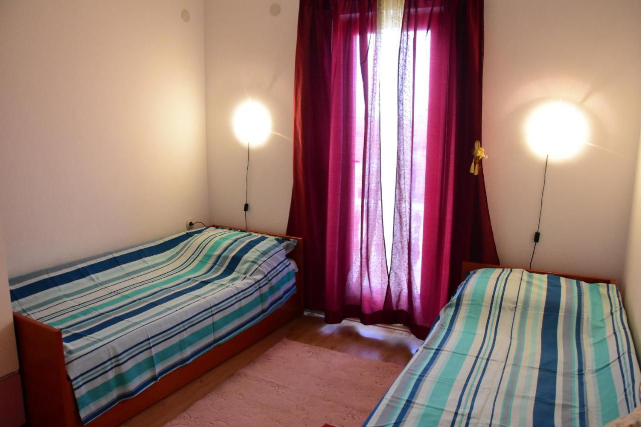 Apartments Zana Vir Εξωτερικό φωτογραφία