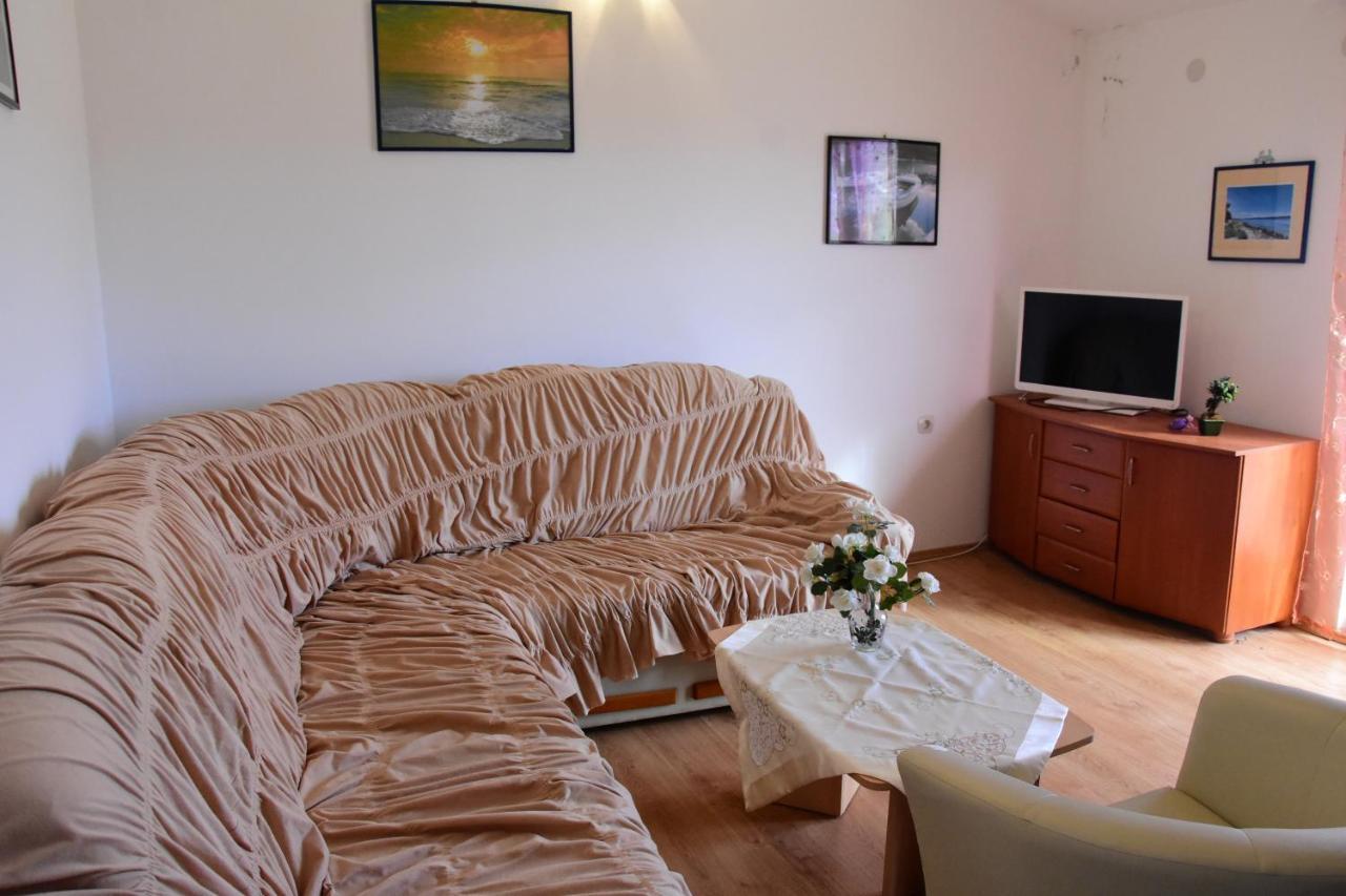 Apartments Zana Vir Εξωτερικό φωτογραφία